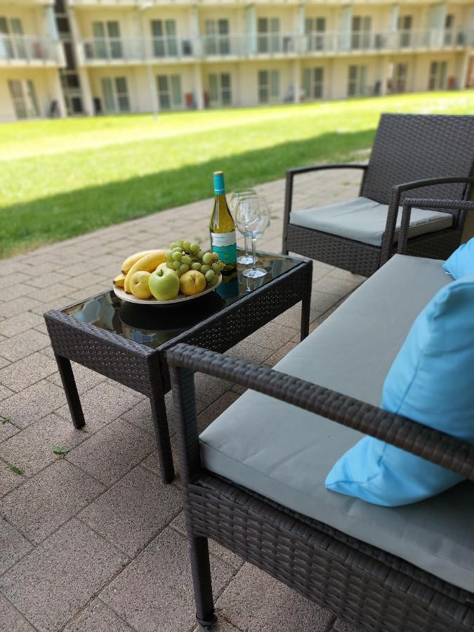 Bike & Spa Velence Apartman Ngoại thất bức ảnh